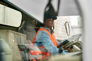 How Lawyers Investigate Commercial Vehicle Accidents